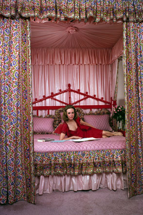 Helen Gurley Brown photo 2